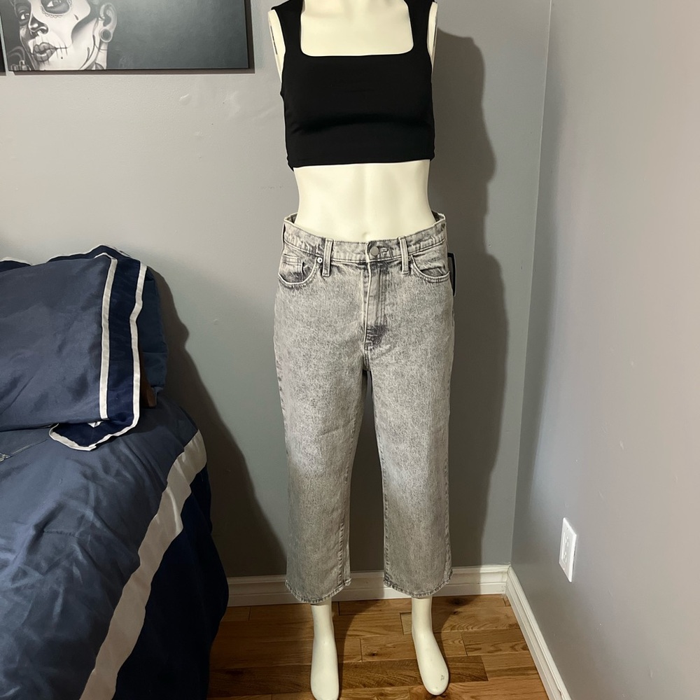 Women’s Washed Gray Cropped Jeans